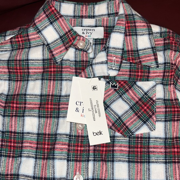 Super Cute Flannel Style top - Picture 2 of 4